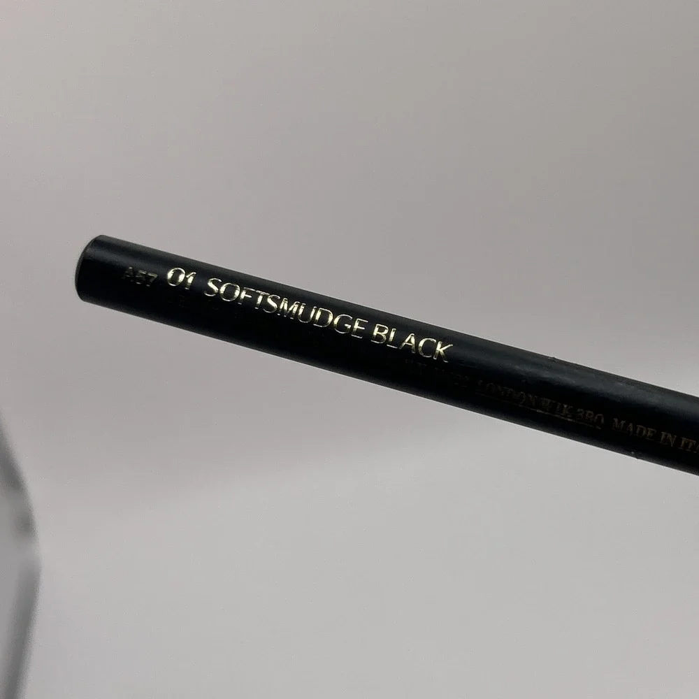 Estee Lauder Eye Defining Pencil 01 SOFTSMUDGE BLACK NEW RETIRED